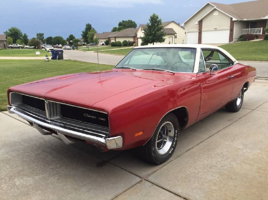 Attached picture moparts 1969 CHARGER R6.jpg